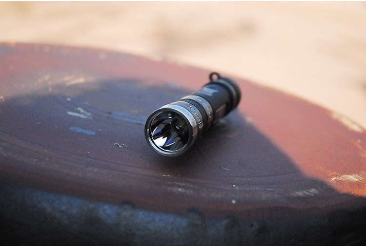 EAGTAC 이글택 P25LC2 CREE XM-L2 U4 1374루멘 18650 슬림 랜턴 17